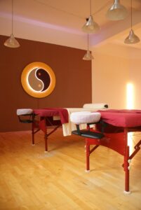 Massageliege für Physiotherapeuten: So finden Sie das passende Modell 